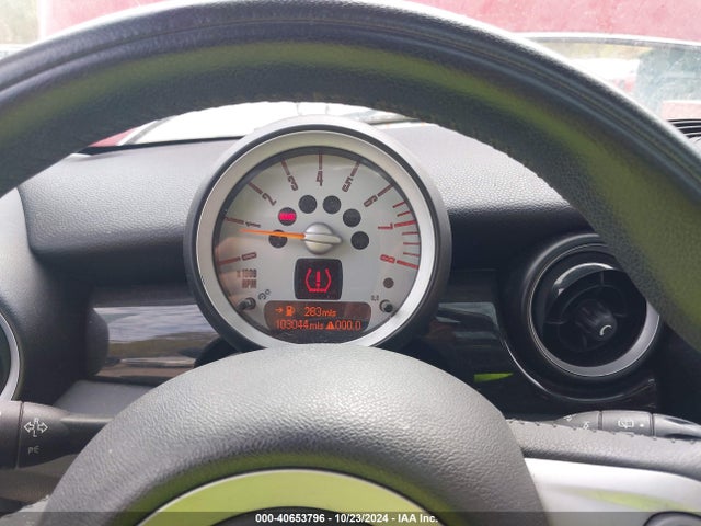 2008 MINI COOPER WMWMF33548TU66515 Photo 6