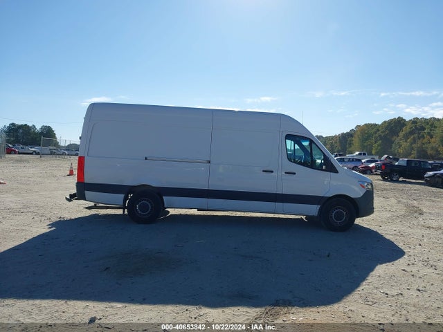 W1W40CHY4MT054536 Mercedes-Benz Sprinter 2500 High Roof I4