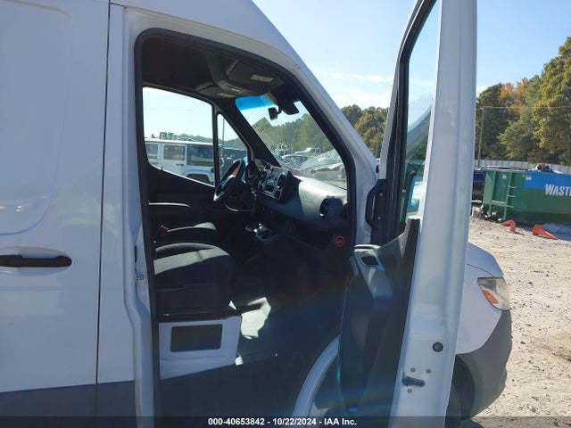 W1W40CHY4MT054536 Mercedes-Benz Sprinter 2500 High Roof I4