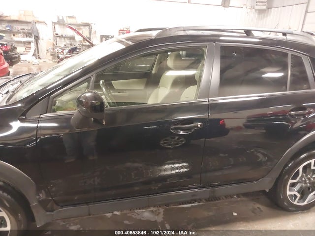 Subaru Crosstrek 2.0i Premium 2017 JF2GPABC3H8235336 Image 14
