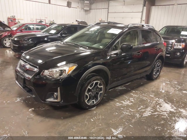 Subaru Crosstrek 2.0i Premium 2017 JF2GPABC3H8235336 Image 2