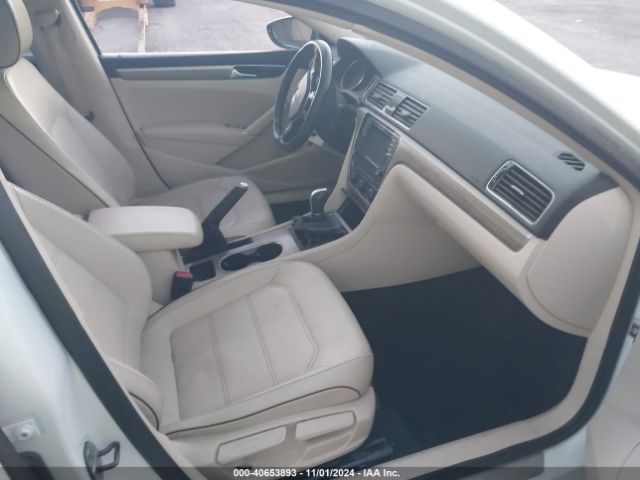 1VWBA7A39JC007601 Volkswagen Passat 2.0t Se