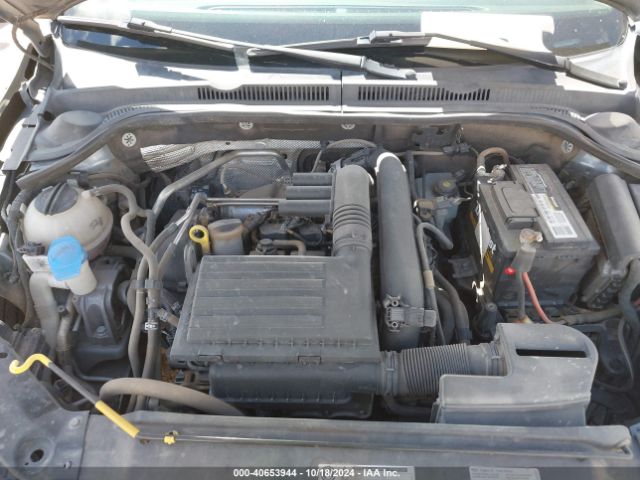 3VW267AJ4GM204120 Volkswagen Jetta 1.4t S