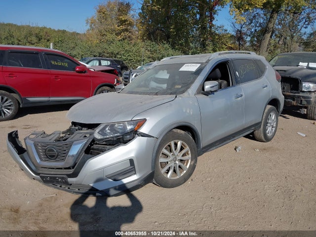 Nissan ROGUE SV 2018 JN8AT2MV8JW318027 Image 2