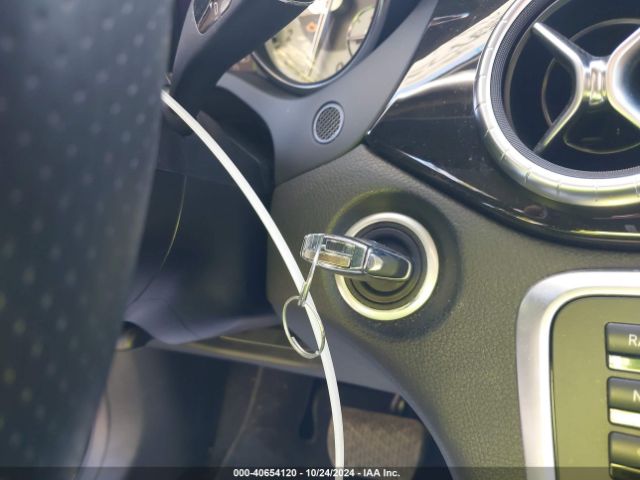 WDDSJ4EB8EN159601 Mercedes-Benz CLA 250
