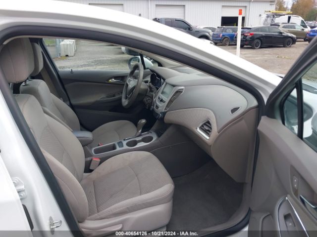 1G1BC5SM4H7187624 Chevrolet Cruze Ls Auto