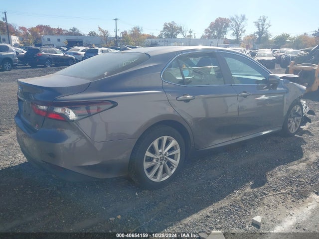 Toyota Camry Le Awd 2022 4T1C11BK6NU061203 Image 4