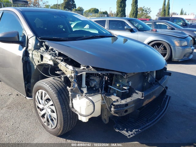 Toyota COROLLA LE 2018 5YFBURHE0JP795222 Image 6