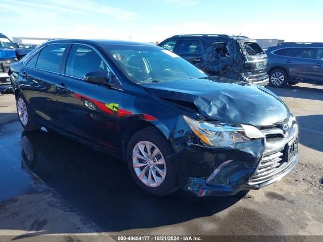 Toyota CAMRY LE 2015 4T4BF1FK9FR446172 Image 1