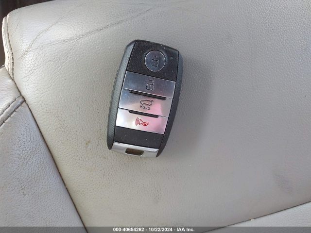 KNDPNCAC1H7150230 KIA Sportage Ex