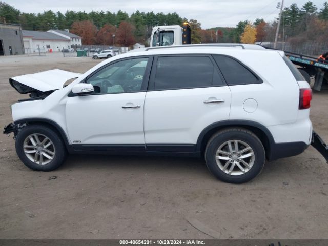 5XYKTDA66FG636399 KIA SORENTO LX
