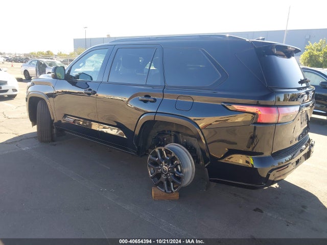Toyota Sequoia Platinum 2023 7SVAAABA7PX009346 Image 3