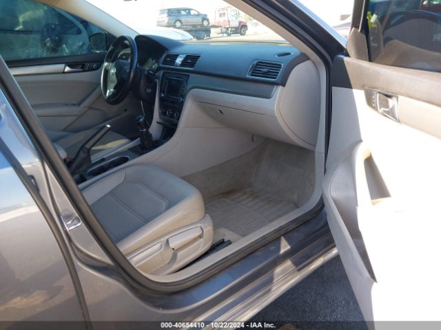 1VWBV7A38FC094788 Volkswagen Passat 2.0l Tdi Se
