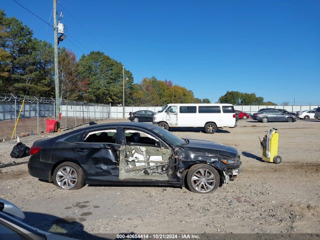 Honda ACCORD LX 2018 1HGCV1F10JA120088 Image 13