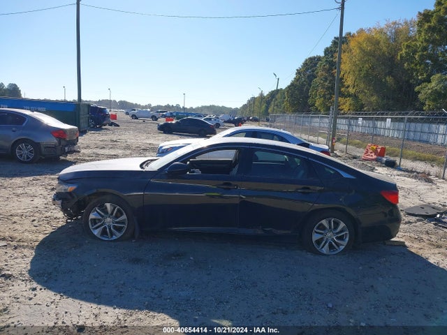 Honda ACCORD LX 2018 1HGCV1F10JA120088 Image 14