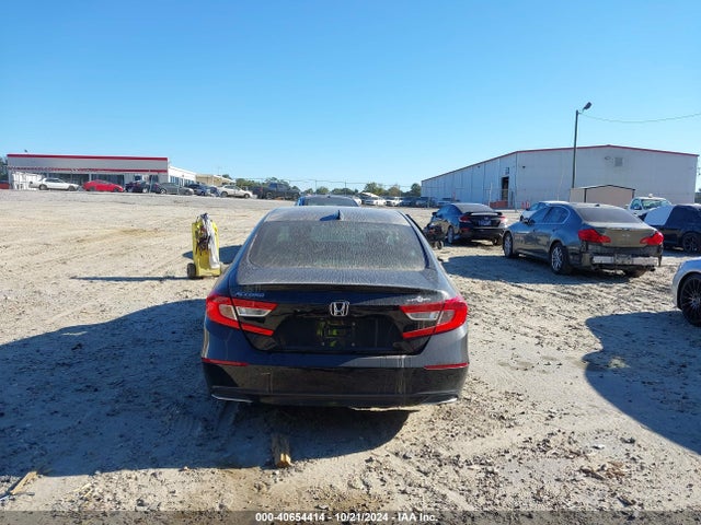 Honda ACCORD LX 2018 1HGCV1F10JA120088 Image 16