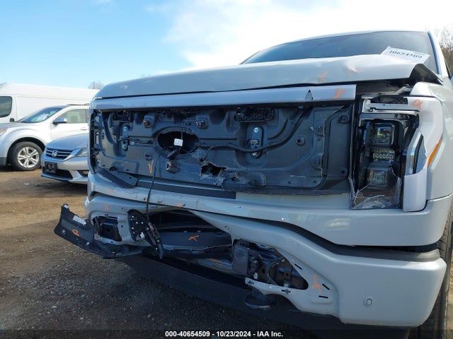 1FT6W3L76RWG04021 Ford F-150 Lightning Flash
