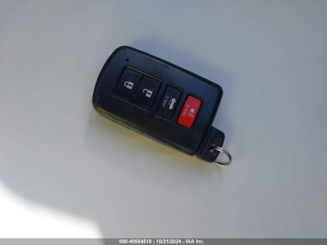 2T1BPRHE3FC286840 Toyota Corolla Le Eco Premium
