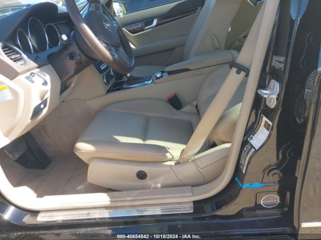 WDDGF8AB6EG161212 Mercedes-Benz C 300 Luxury 4matic/sport 4matic