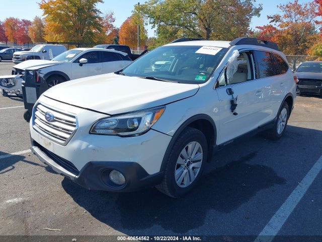 Subaru Outback 2.5i Premium 2017 4S4BSAFC5H3295855 Image 2