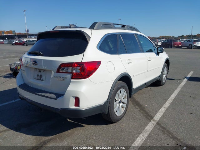 Subaru Outback 2.5i Premium 2017 4S4BSAFC5H3295855 Image 4