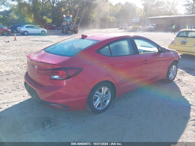 5NPD84LF1LH584272 Hyundai ELANTRA SEL