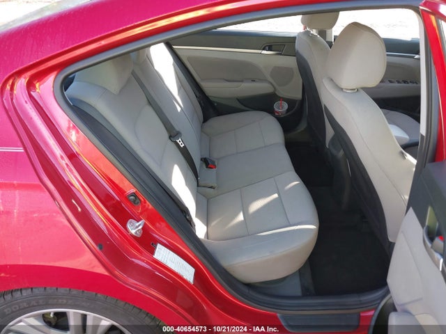 5NPD84LF1LH584272 Hyundai ELANTRA SEL