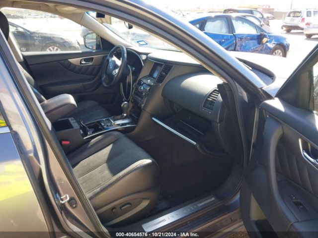 JN8CS1MU7HM141960 Infiniti QX70
