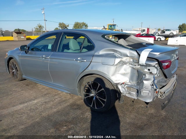 Toyota CAMRY SE 2018 4T1B11HK7JU094577 Image 3