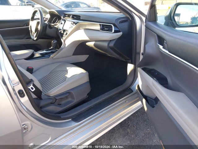 Toyota CAMRY SE 2018 4T1B11HK7JU094577 Image 5