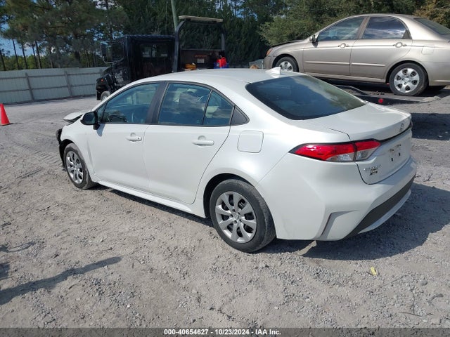 Toyota COROLLA LE 2022 5YFEPMAE2NP335714 Image 3