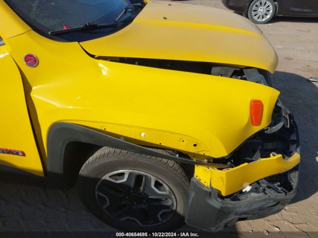 ZACCJBCT6FPC49966 Jeep Renegade Trailhawk