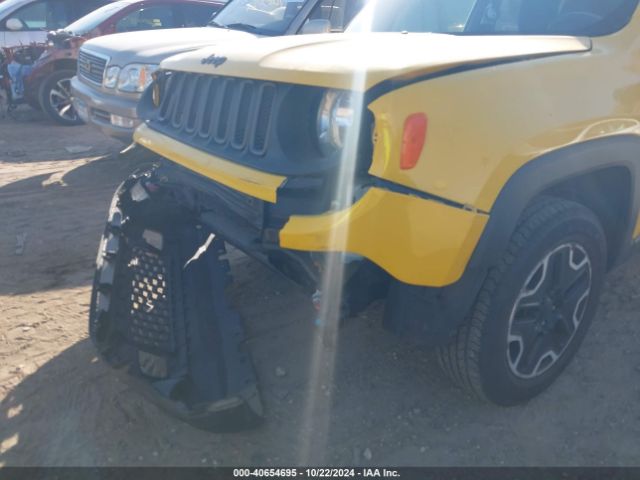 ZACCJBCT6FPC49966 Jeep Renegade Trailhawk