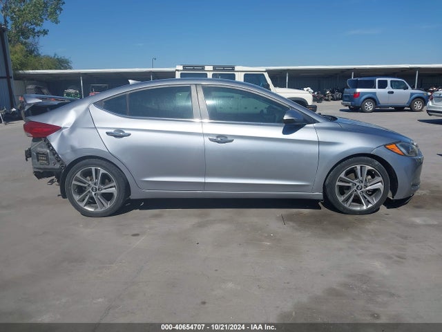 Hyundai Elantra Limited 2017 5NPD84LF2HH082507 Image 13