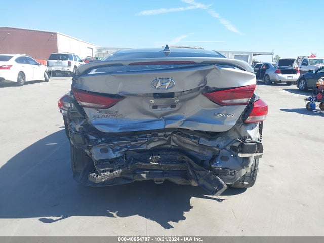 Hyundai Elantra Limited 2017 5NPD84LF2HH082507 Image 16