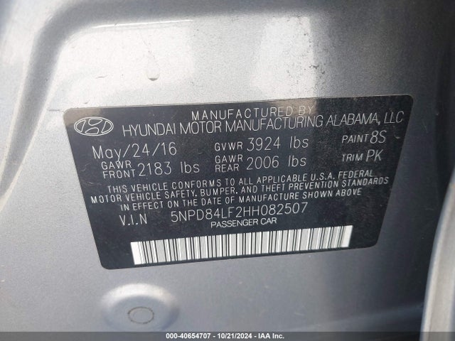 Hyundai Elantra Limited 2017 5NPD84LF2HH082507 Image 9