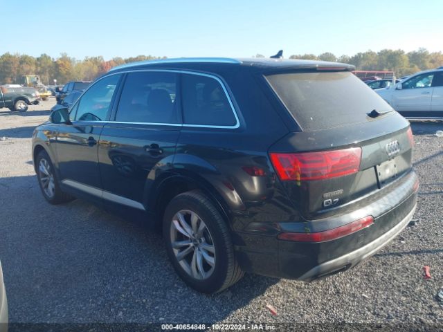 WA1LAAF71HD043393 Audi Q7 3.0t Premium
