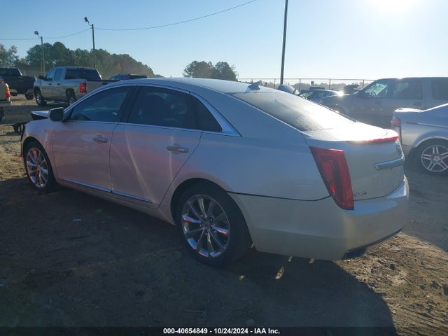 2013 CADILLAC XTS 2G61P5S31D9220640 Photo 2