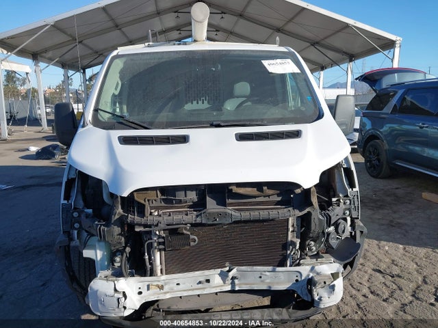 Ford Transit-250 2018 1FTYR1YM5JKA35029 Image 13
