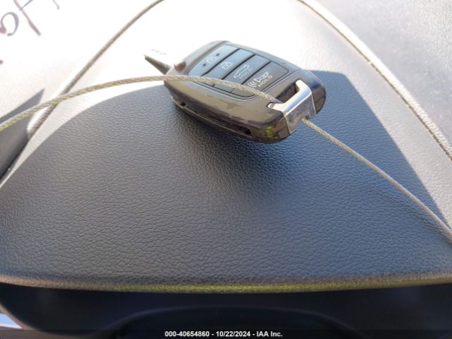 3KPC24A32JE026101 Hyundai ACCENT SE