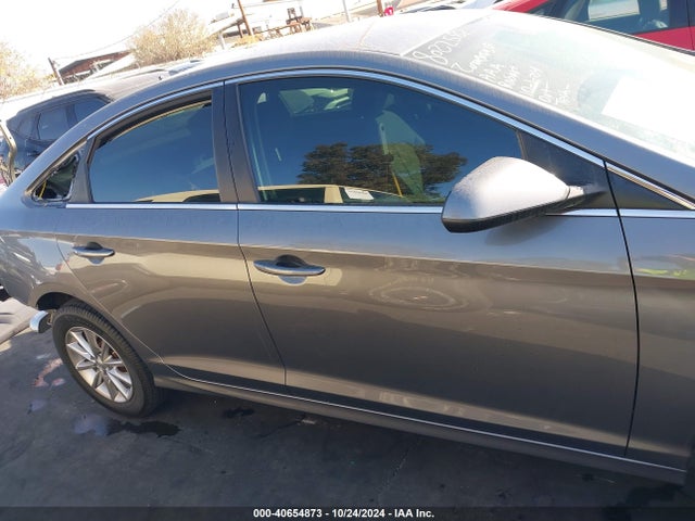 Hyundai SONATA SE 2018 5NPE24AF7JH619127 Image 14
