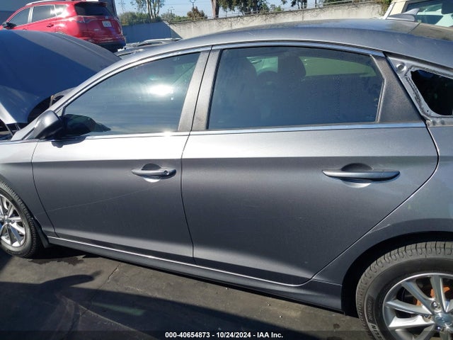 Hyundai SONATA SE 2018 5NPE24AF7JH619127 Image 15