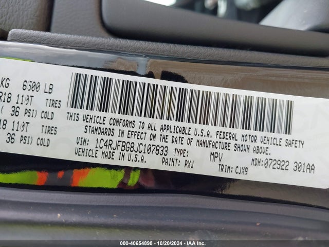 1C4RJFBG8JC107833 Jeep Grand Cherokee Limited 4x4