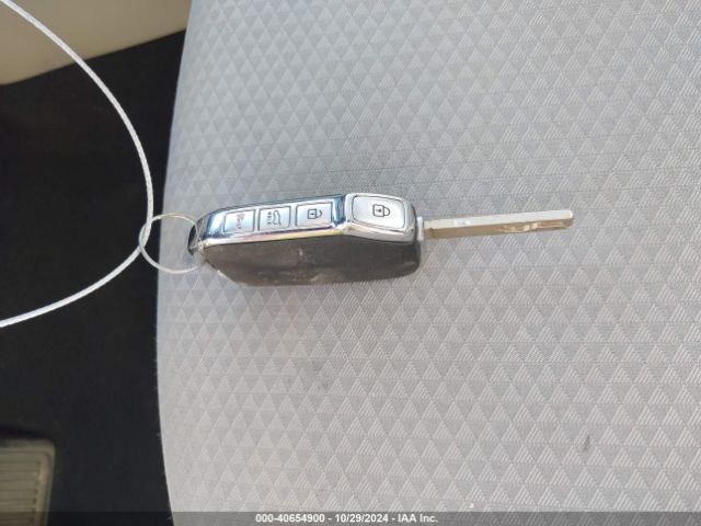 KNDJ23AU2L7084786 KIA SOUL LX