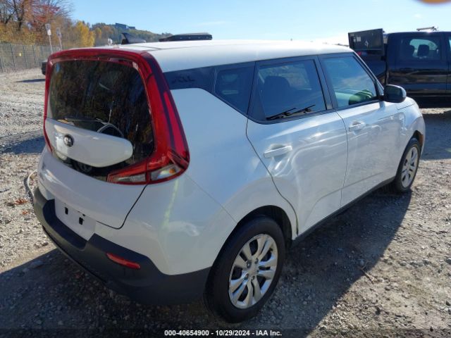KNDJ23AU2L7084786 KIA SOUL LX