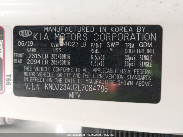 KNDJ23AU2L7084786 KIA SOUL LX