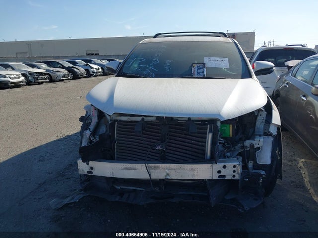 Toyota Highlander Le 2018 5TDZZRFH1JS246357 Image 12