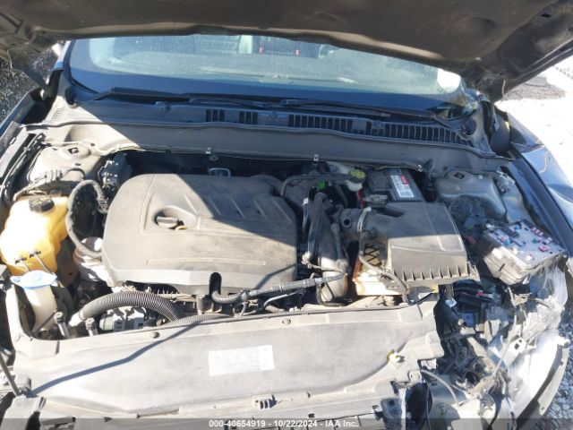 3FA6P0HD0FR274892 Ford FUSION SE