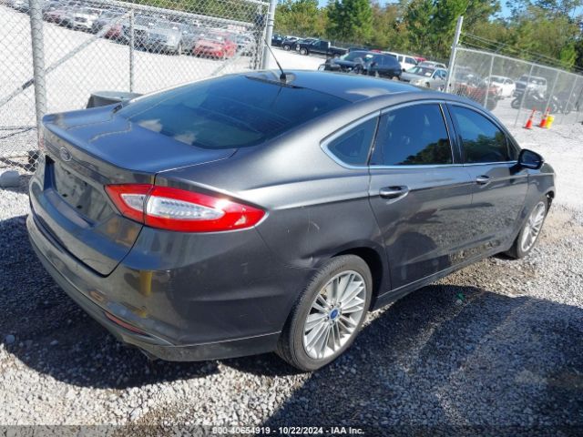 3FA6P0HD0FR274892 Ford FUSION SE