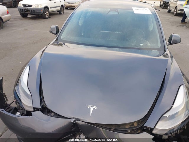 2023 TESLA MODEL 3 5YJ3E1EA2PF711989 Photo 9
